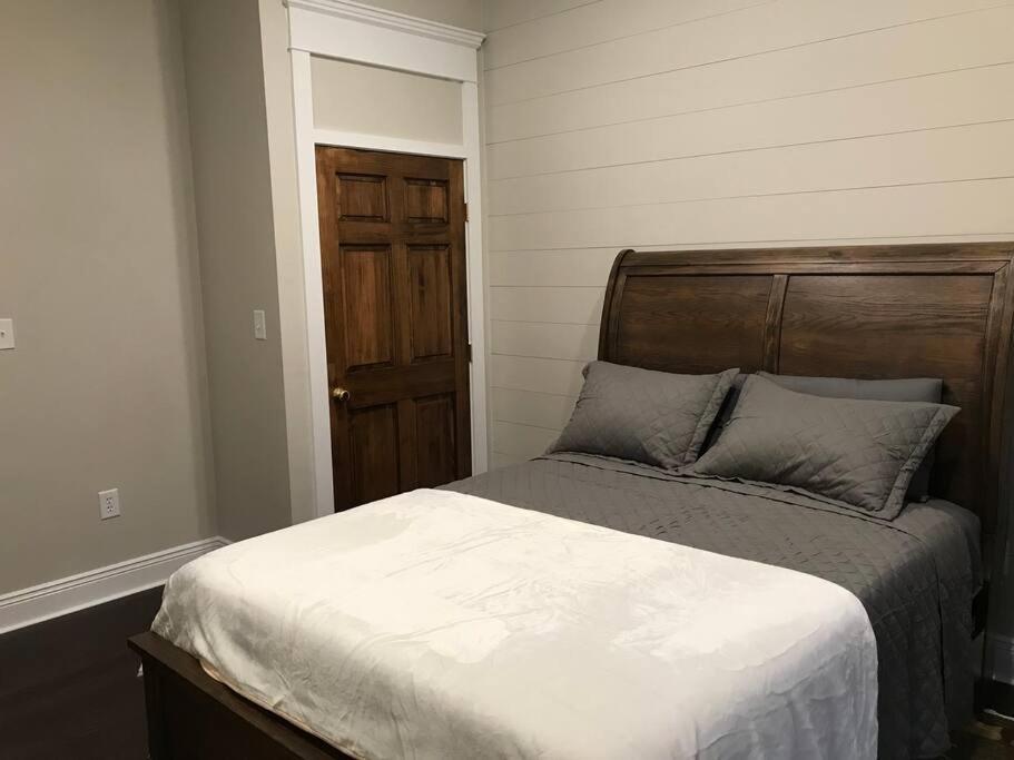 Apartamento The Cast Iron Lady Wyalusing Exterior foto